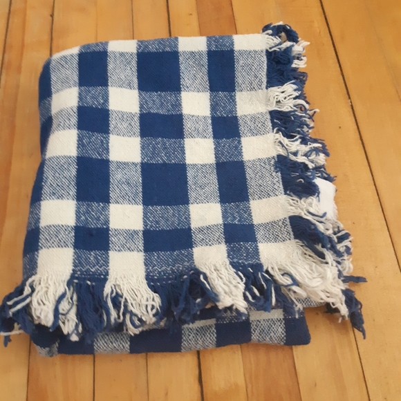 Throws - Picture 2 of 3